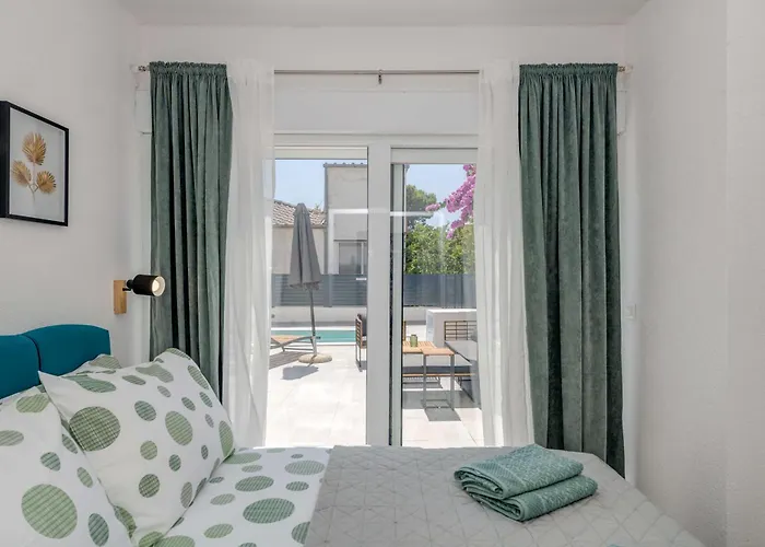 Apartament Six On Pool *