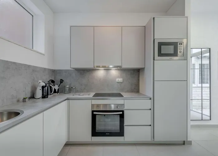 Apartament Six On Pool Makarska